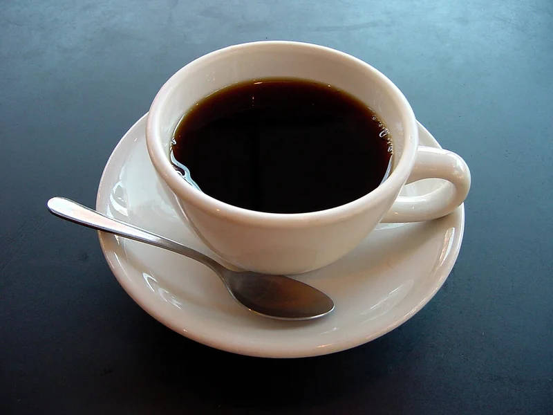 Cà phê sữa đá — Vietnamese iced coffee with condensed milk