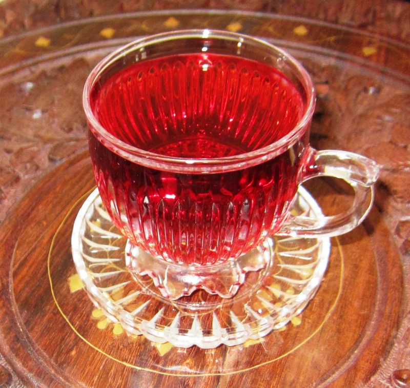Dried red Hibiscus sabdariffa calyces for tisane